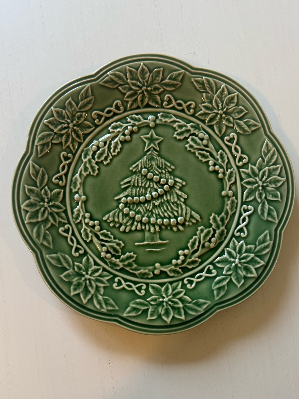Set of 4, Bordallo Pinheiro Green Christmas Salad Plates